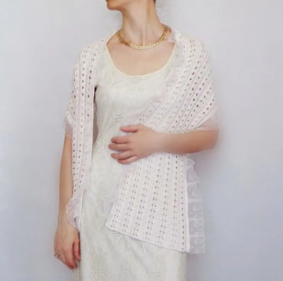 Scarf with frill, beige with gold thread