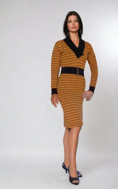 Marilyn Monroe inspired black and brown check dress with shawl collar, knee-length A-line design, knitted fabric.